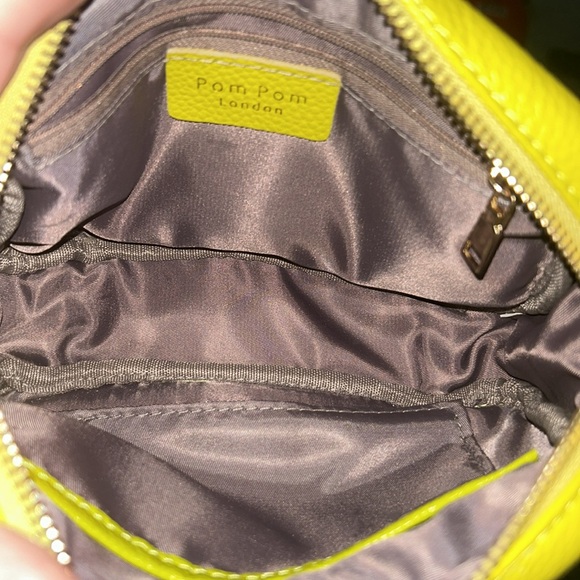 Pom Pom London yellow/green leather double zip crossbody bag - Picture 8 of 8